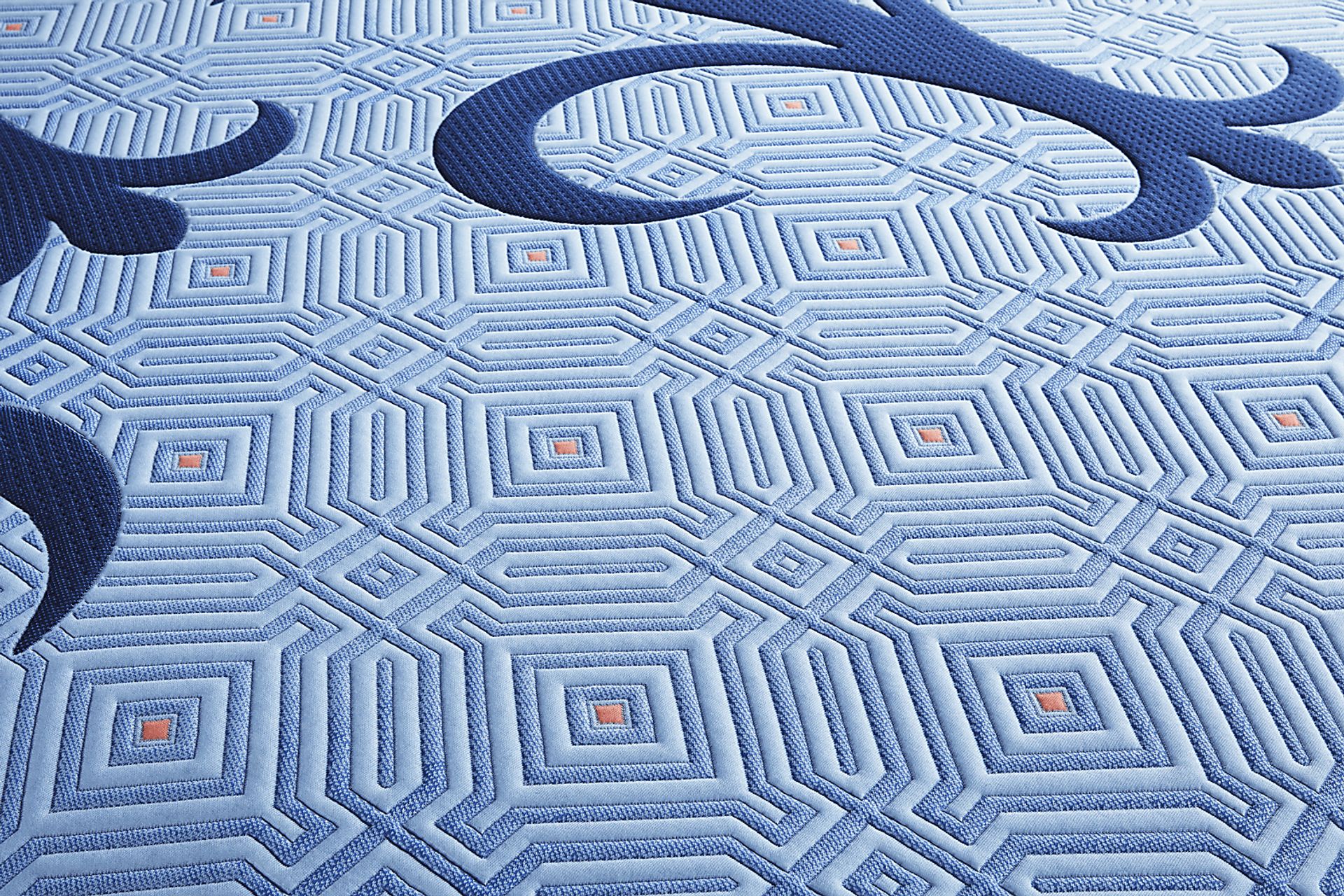 Stearns and Foster Lux Hybrid Soft King Mattress - Image 3