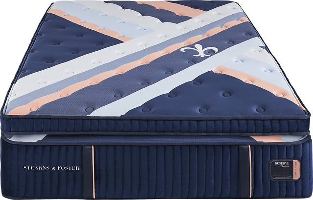 Stearns and Foster Reserve Duet Queen Mattress - Thumbnail - Image 2