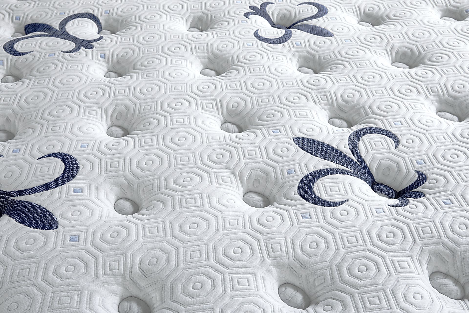 Stearns and Foster Studio Medium Tight Top Twin Mattress - Image 3