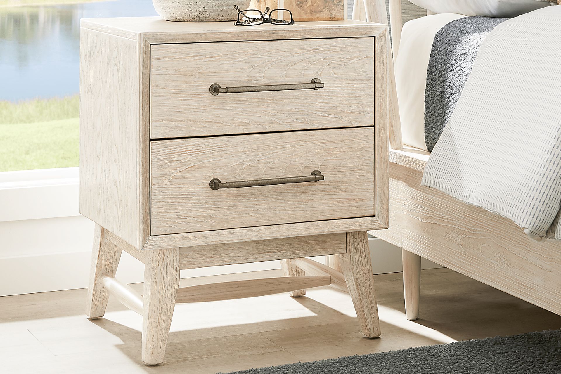 Sterling Grove White 7 Pc King Spindle Bedroom - Image 12