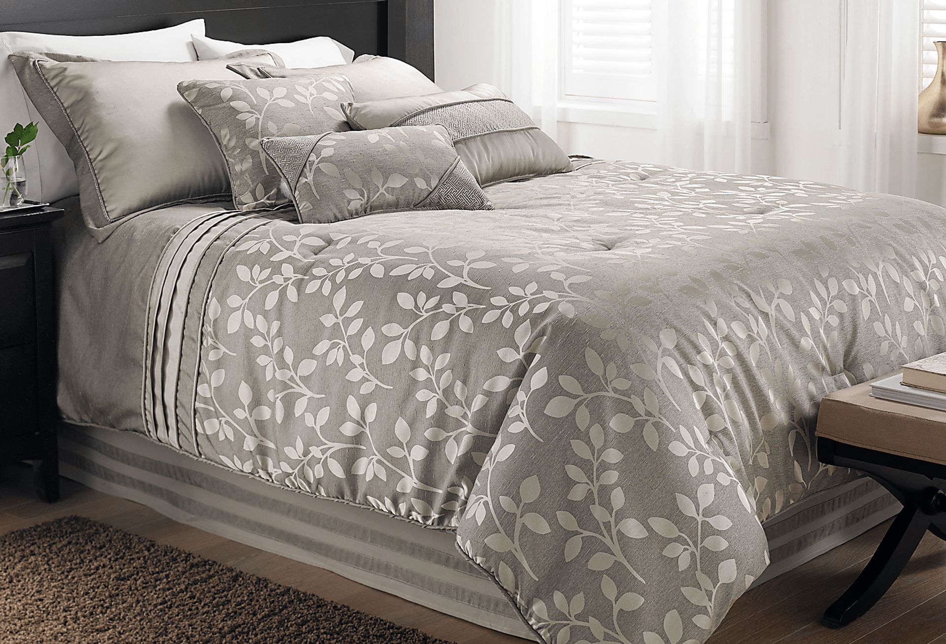 Sterling Park 7 Pc Queen Comforter Set - Image 1