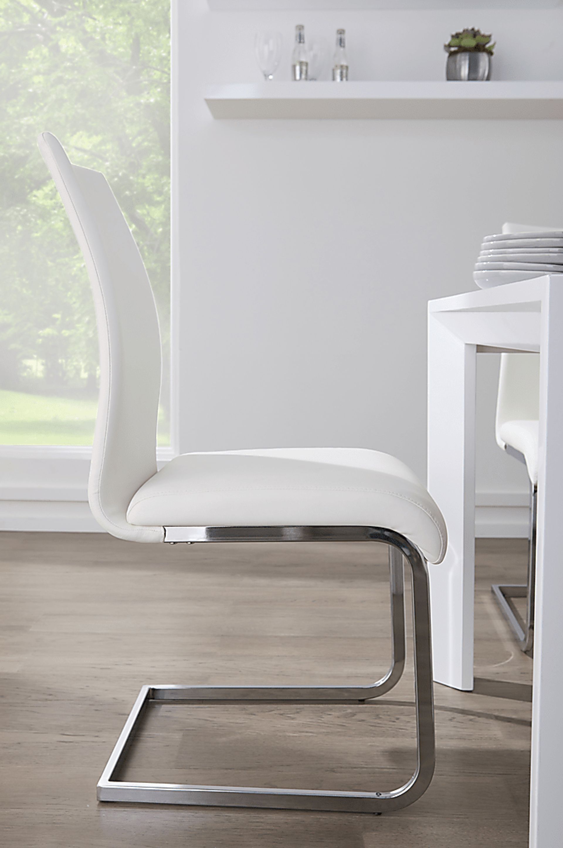Stiney White Dining Chair, Set of 4 - Image 3