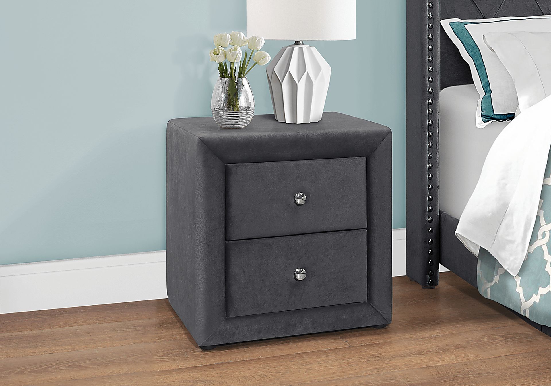 Stomner Dark Gray Nightstand - Image 3