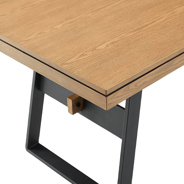 Stormdenn Light Oak Dining Table - Thumbnail - Image 6