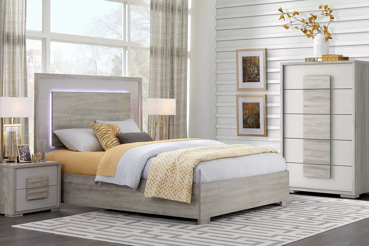 Rooms to go store silver bedroom set