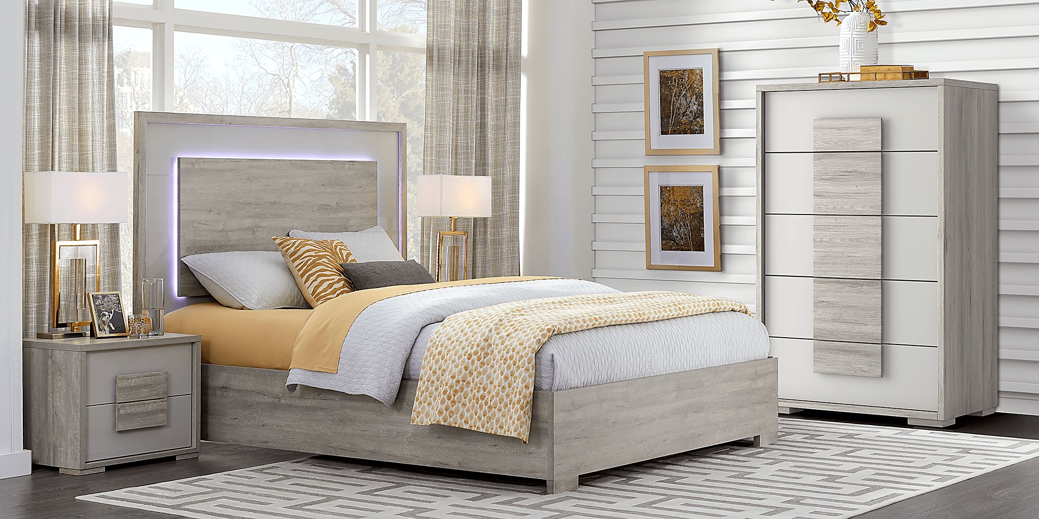 Studio Place Silver 5 Pc Queen Panel Bedroom
