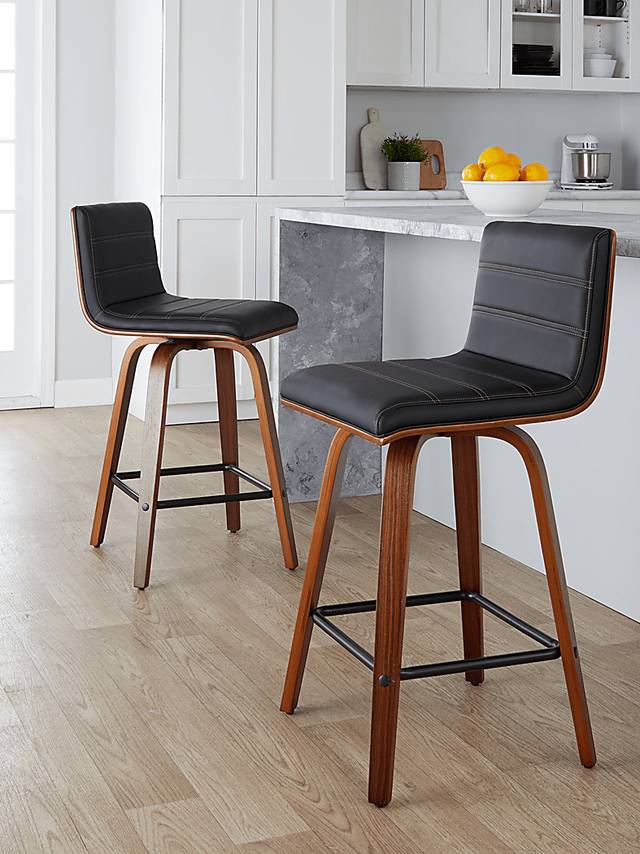 Sturfield III Black Swivel Counter Height Stool, Set of 2 - Thumbnail - Image 2