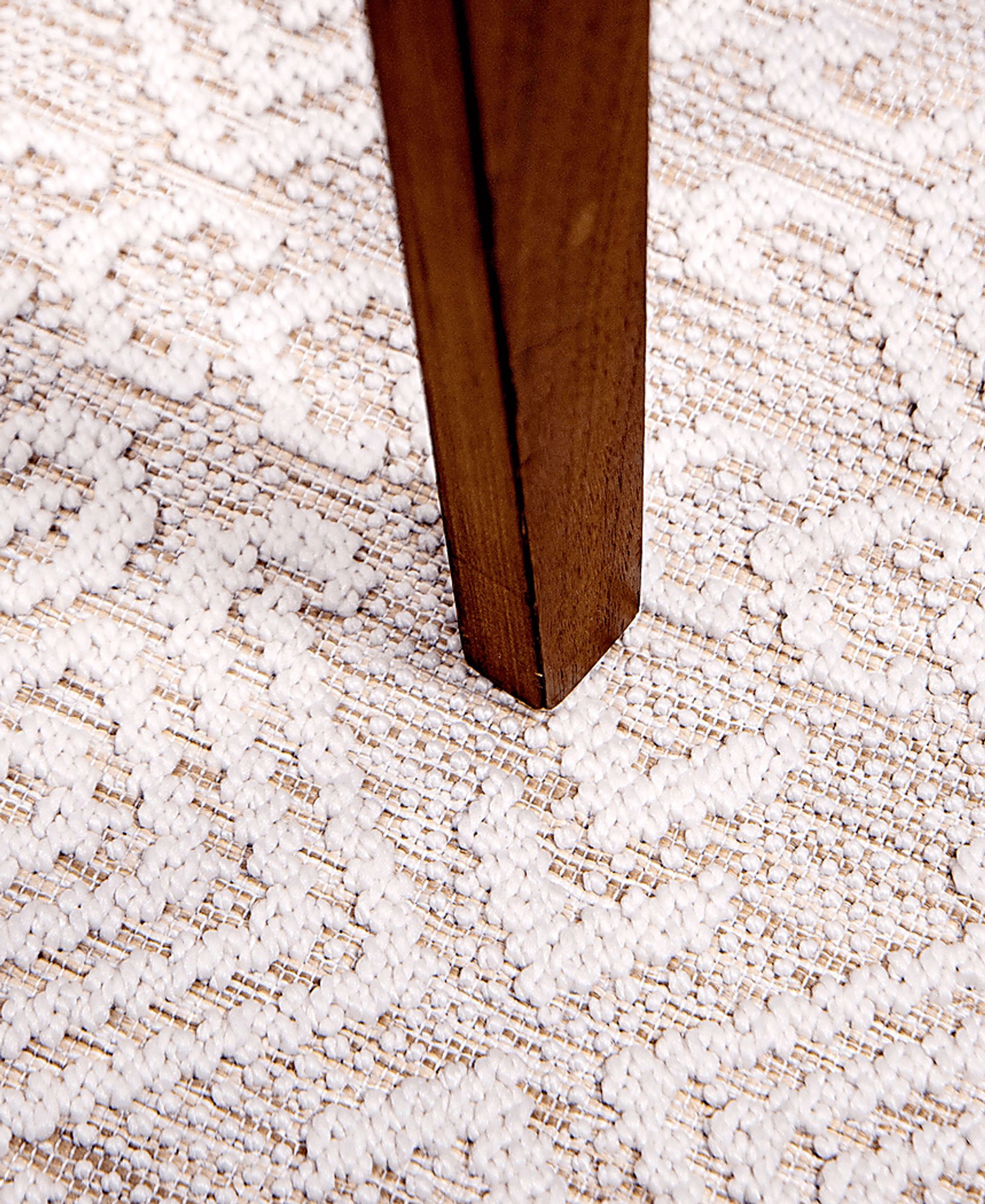 Sumiton Beige 5'3 x 7'6 Rug - Image 4