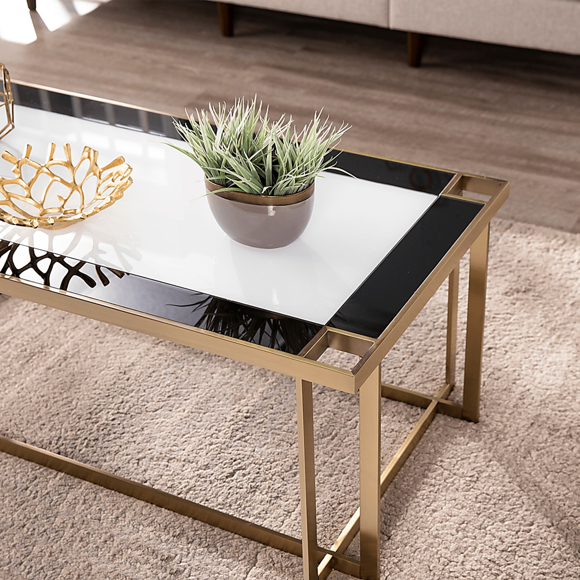 Summerlane Black Cocktail Table - Image 3
