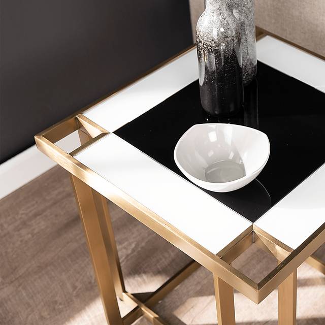 Summerlane Black End Table - Thumbnail - Image 3