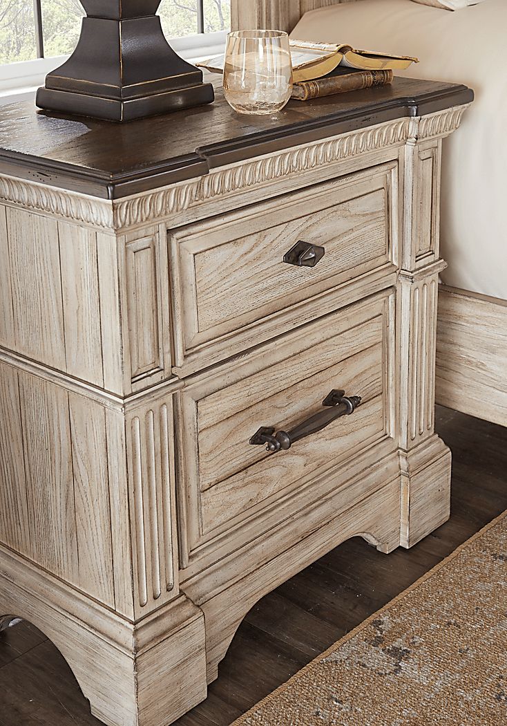 ミッドサマーナイトドリーム　トレー Summerset Cream Colors,Light Wood,White Nightstand | Rooms to Go