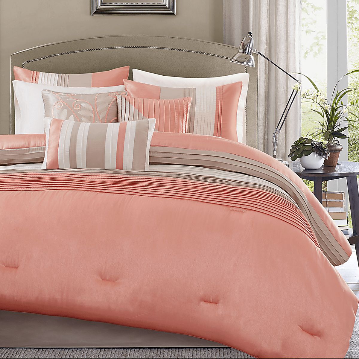 Sunayra Coral Orange Cottonpolyester Fabric 7 Pc Queen Comforter Set Rooms To Go 1688