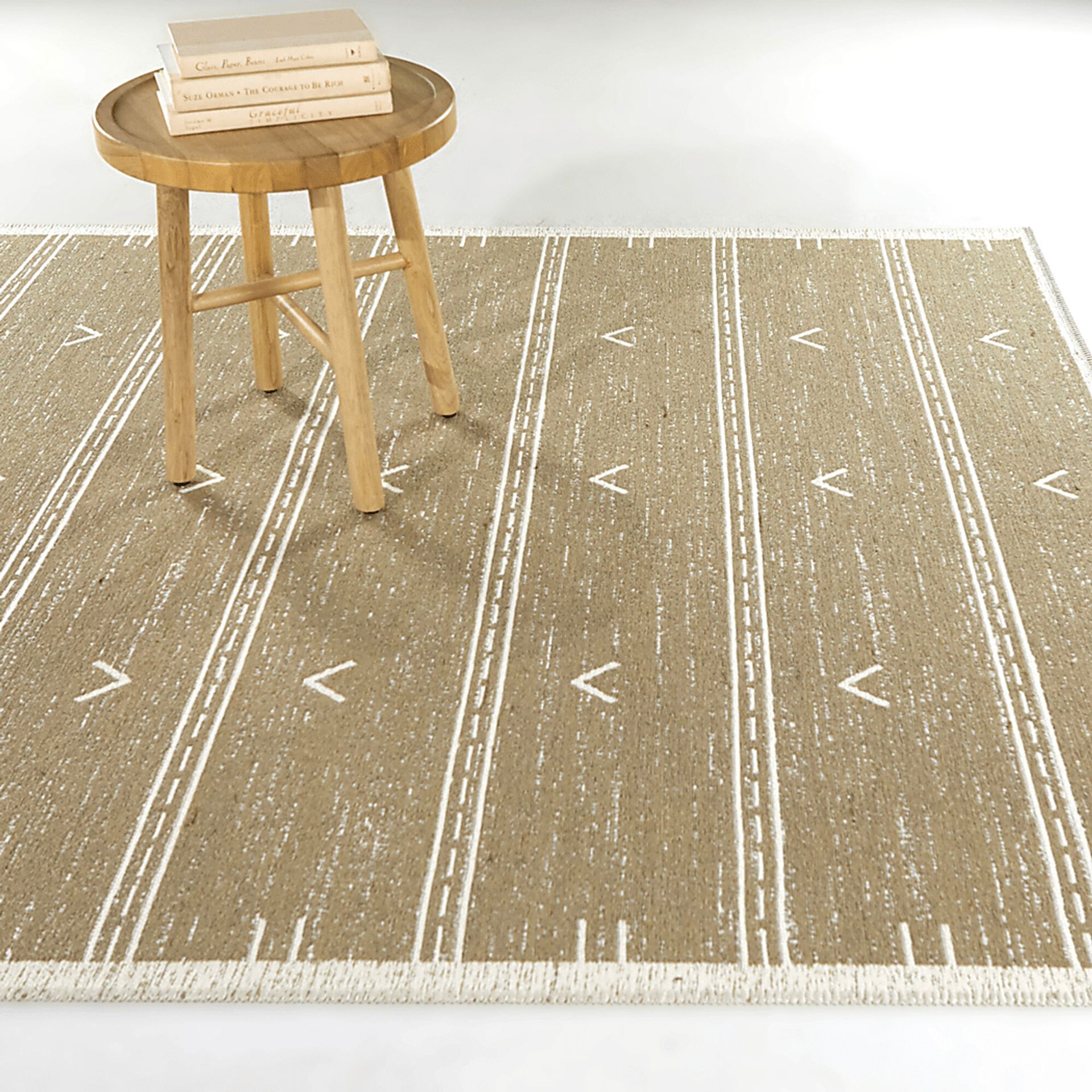 Sunnis Tan 7'10 x 10' Rug - Image 2
