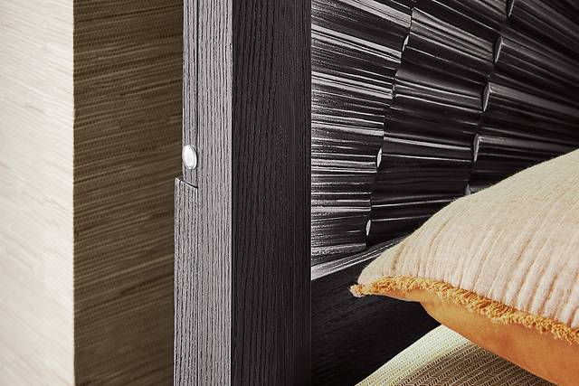 Sunside Way Black 5 Pc Queen Panel Bedroom - Thumbnail - Image 5