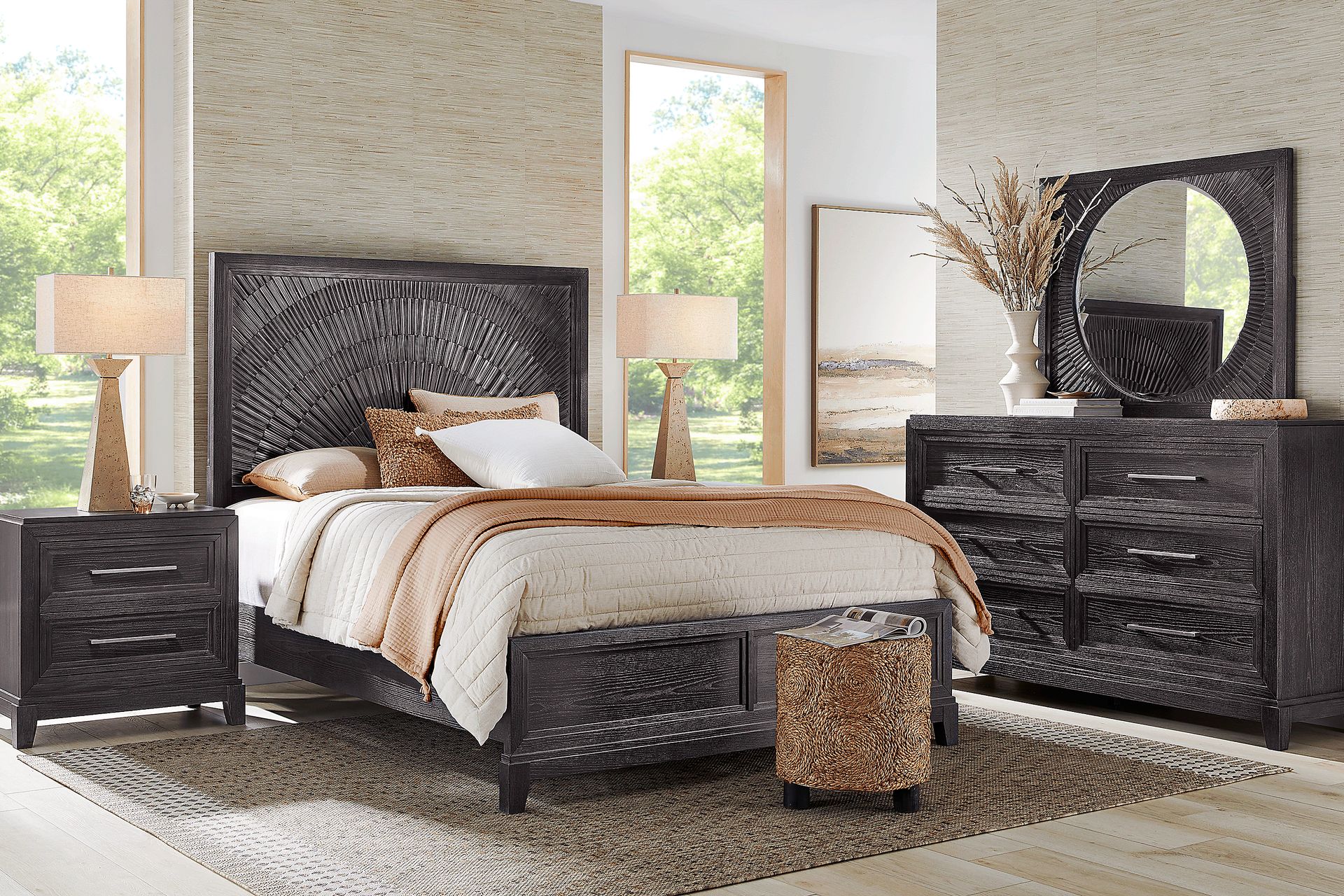 Sunside Way Black 7 Pc King Panel Bedroom - Image 1