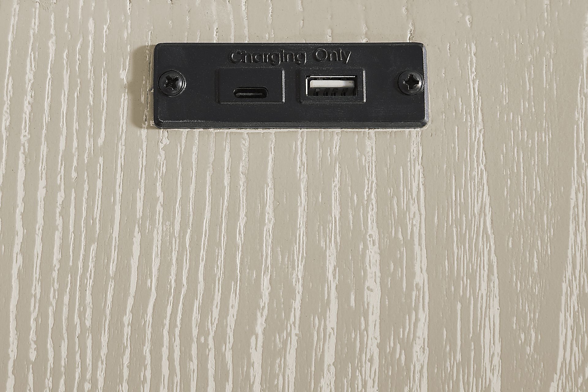 Sunside Way Sand Chairside Table - Image 6