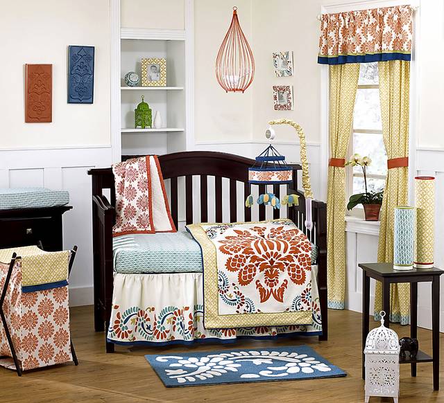 Surie 4 Pc Crib Set - Thumbnail - Image 1