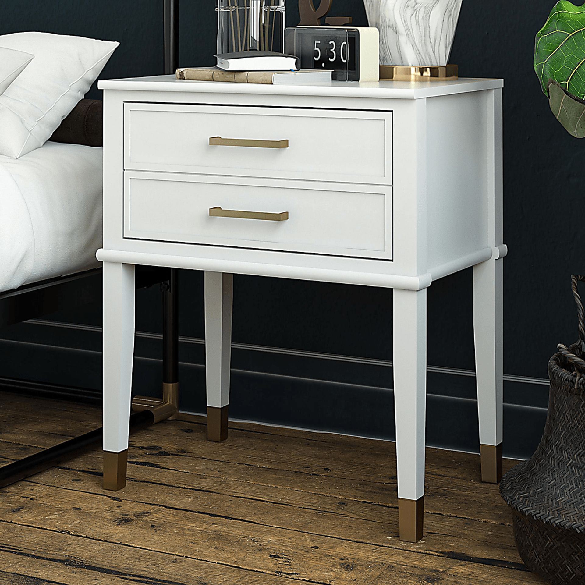 Surrhyne White End Table - Image 3