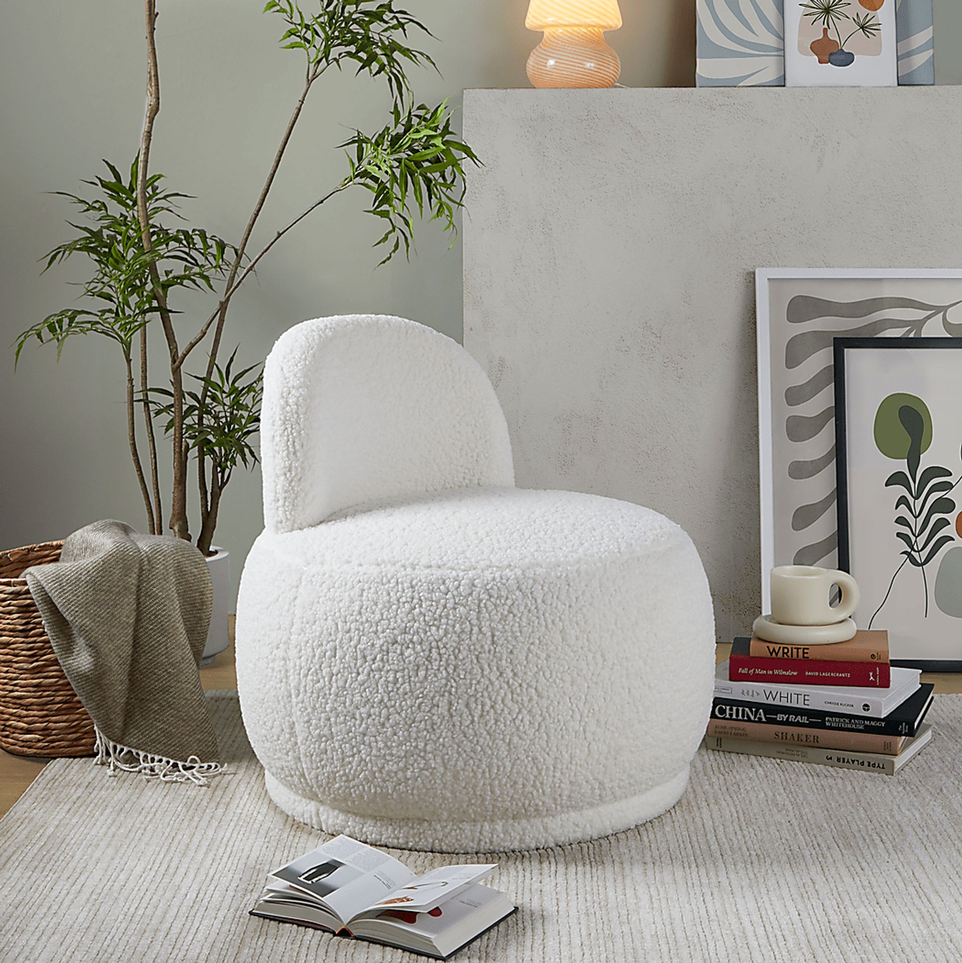 Suska White Accent Chair - Image 3