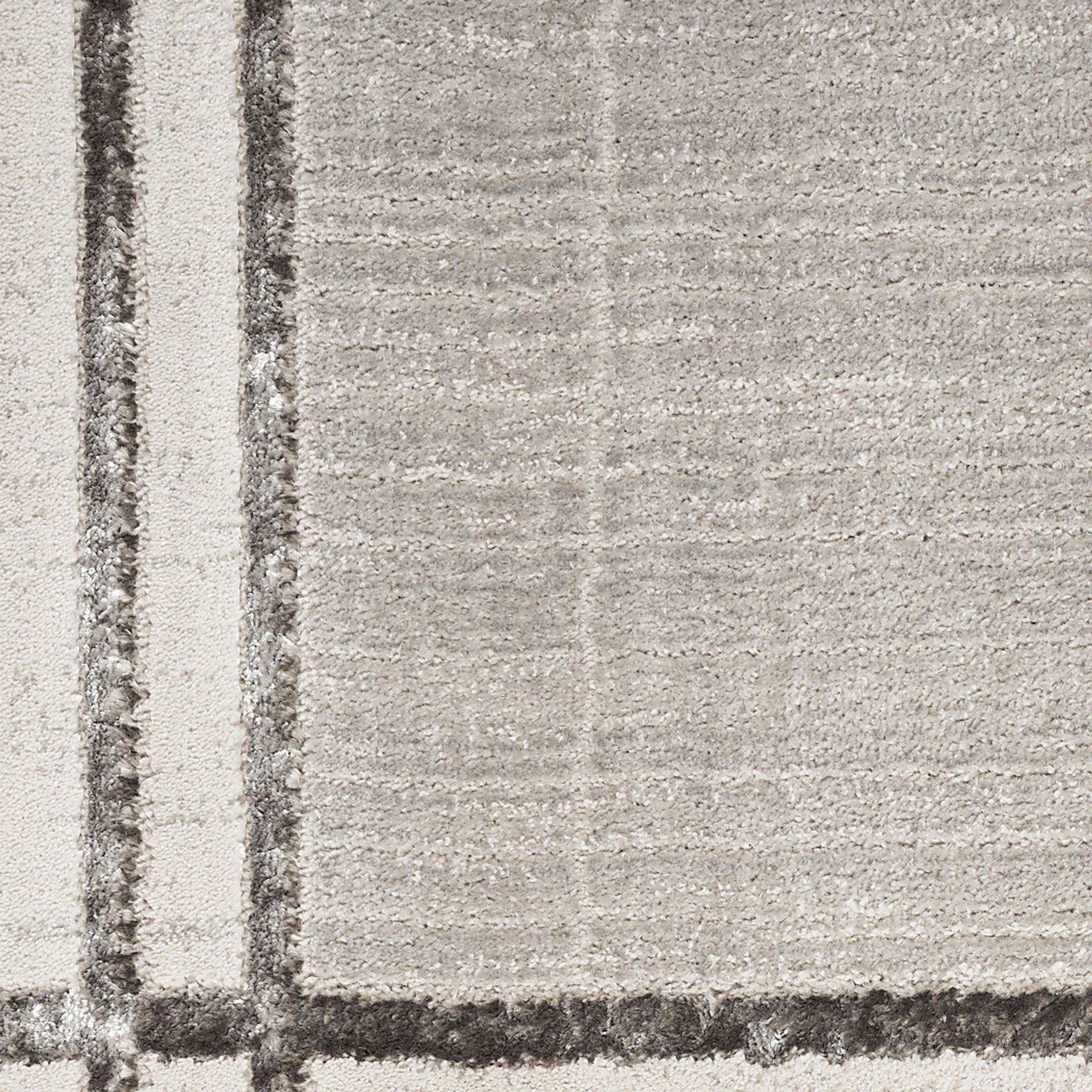Susson Gray 5'3 x 7'3 Rug - Image 4