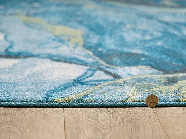 Sutnia Blue 5'3 x 7'7 Rug - Thumbnail - Image 5