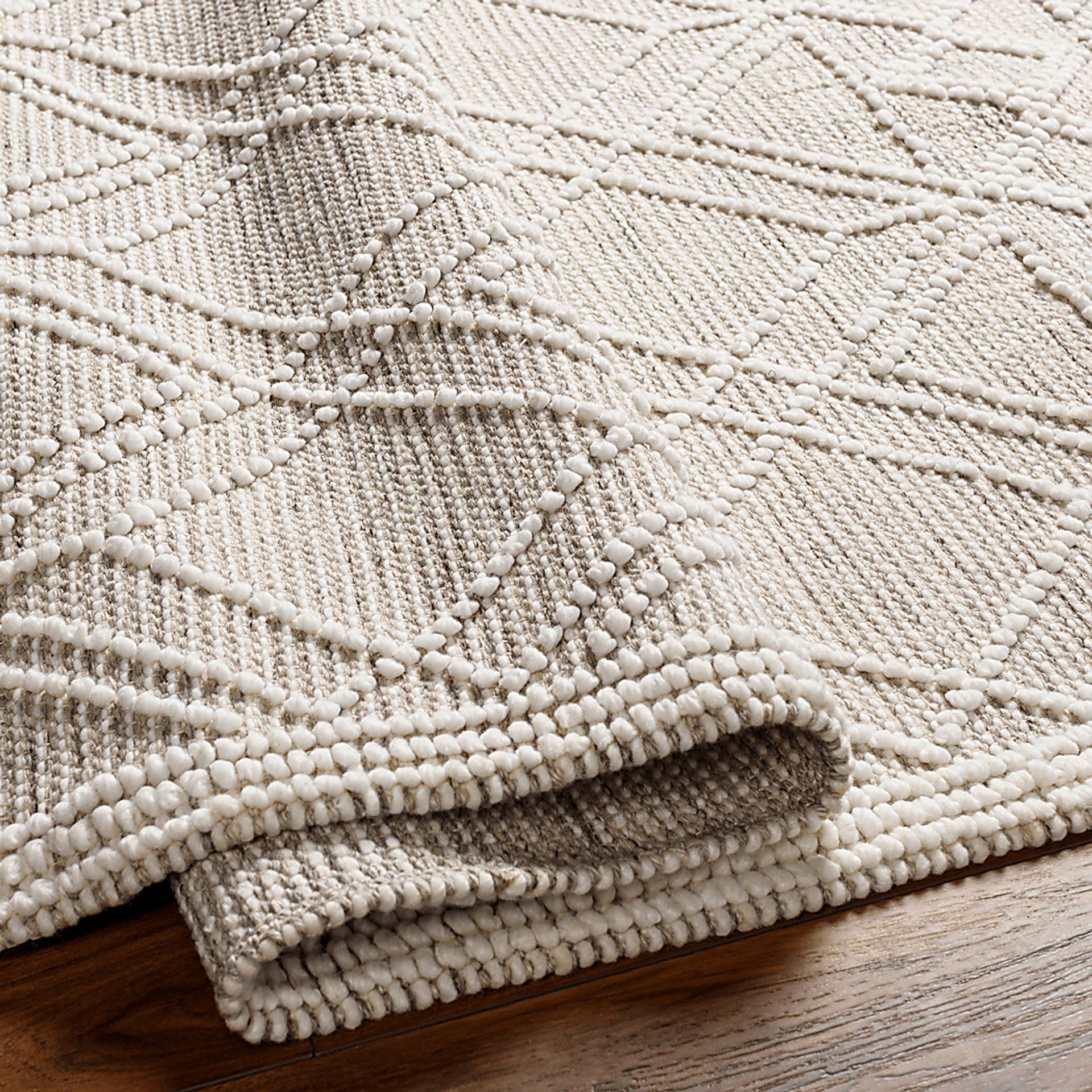 Swithland I Cream 8' x 10' Rug - Image 3