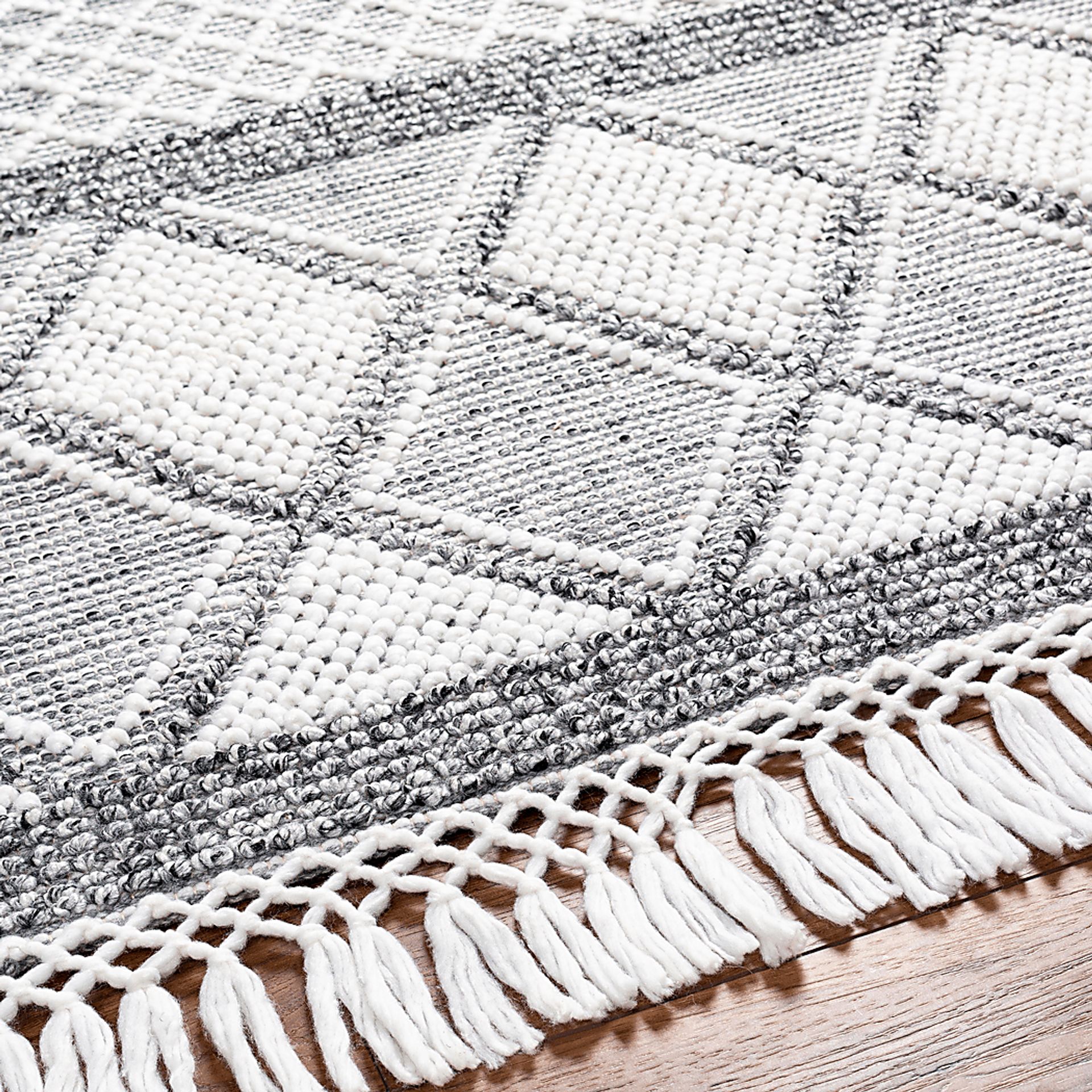 Swithland III Gray 8' x 10' Rug - Image 4