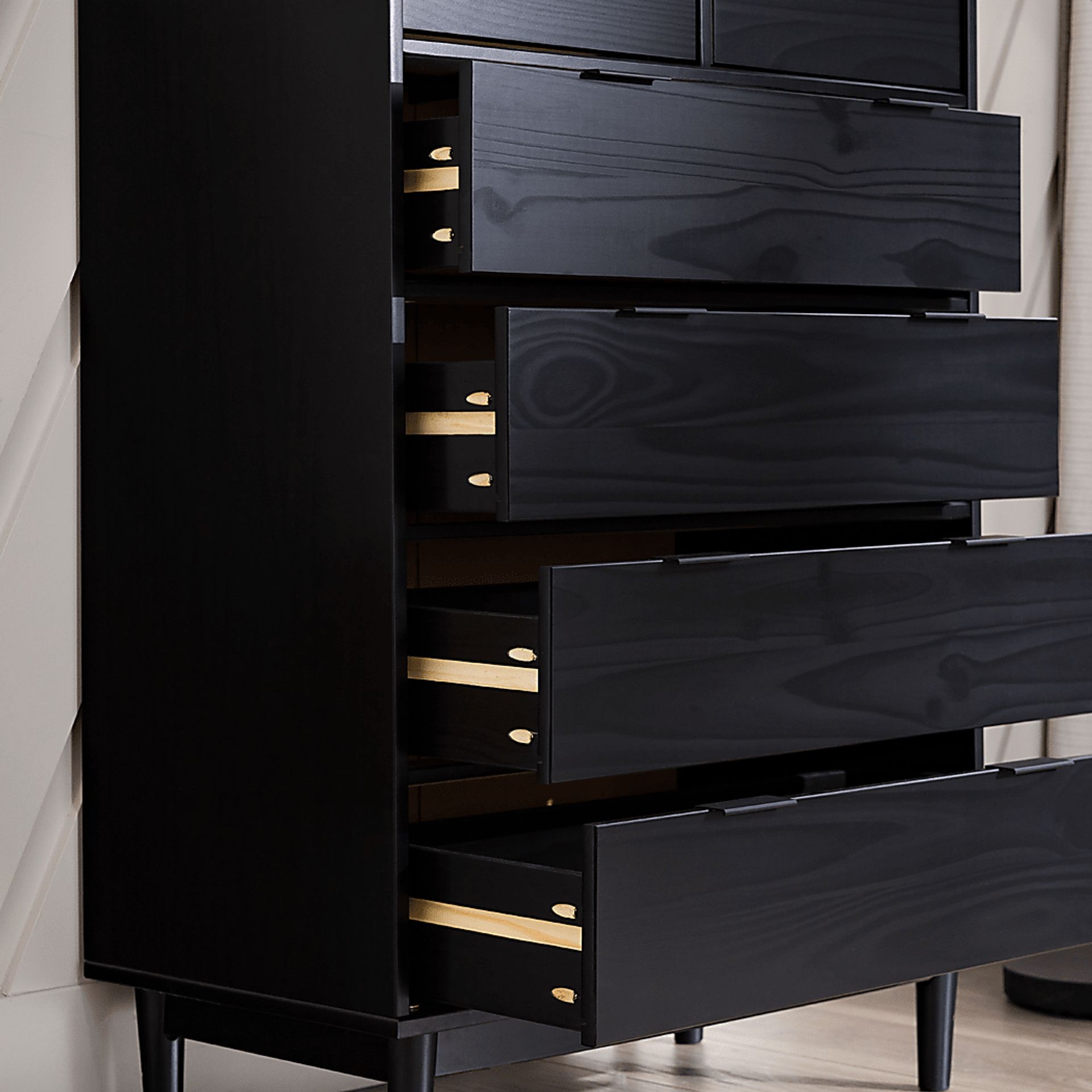 Symelo Black Chest - Image 2