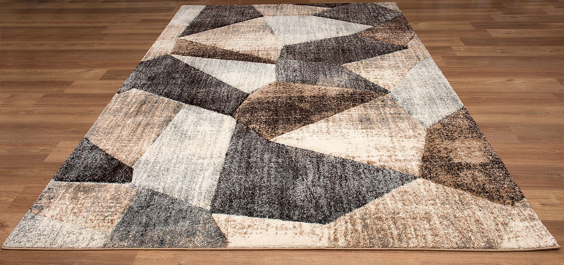 Syndra Brown 5' x 8' Rug - Image 2