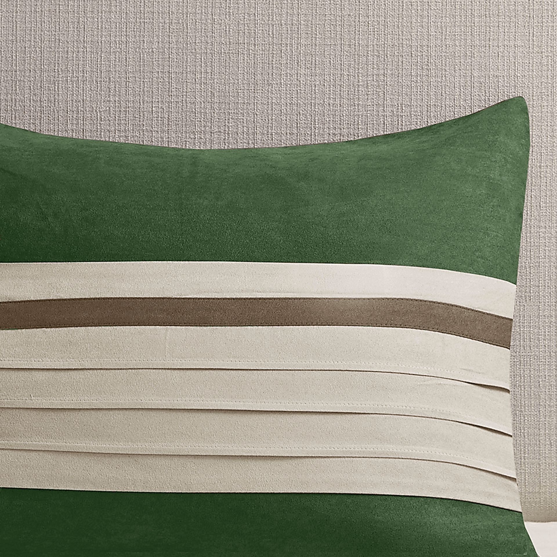 Tabosa Green 7 Pc Queen Comforter Set - Image 9