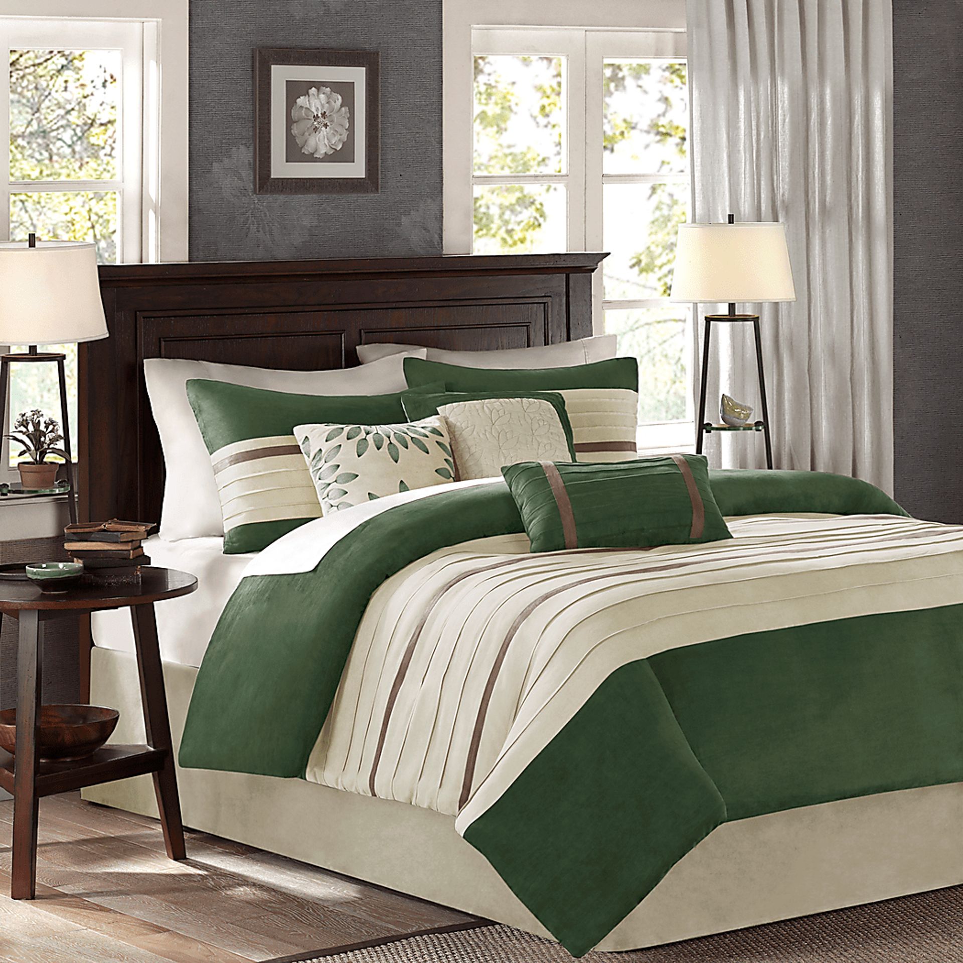 Tabosa Green 7 Pc Queen Comforter Set - Image 1