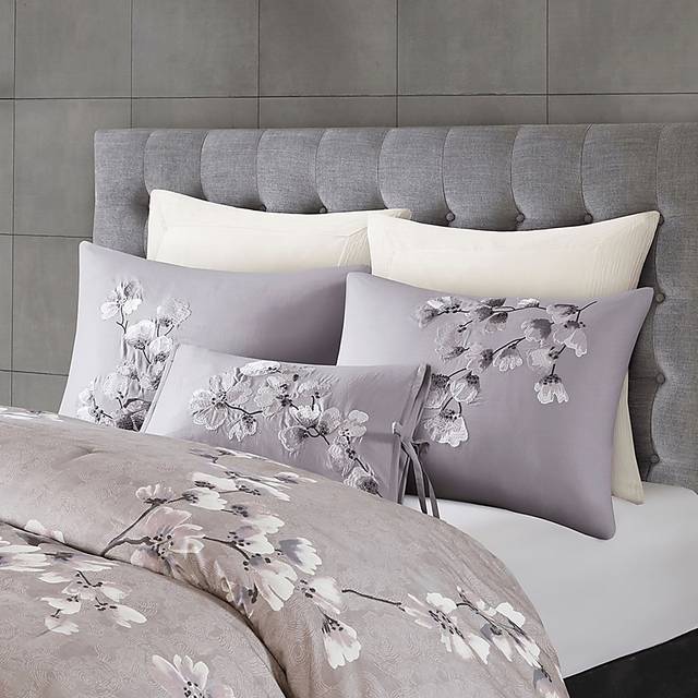 Taera Purple 3 pc King Comforter Set - Thumbnail - Image 4