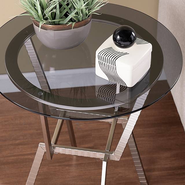 Taft Way Gray End Table - Thumbnail - Image 4