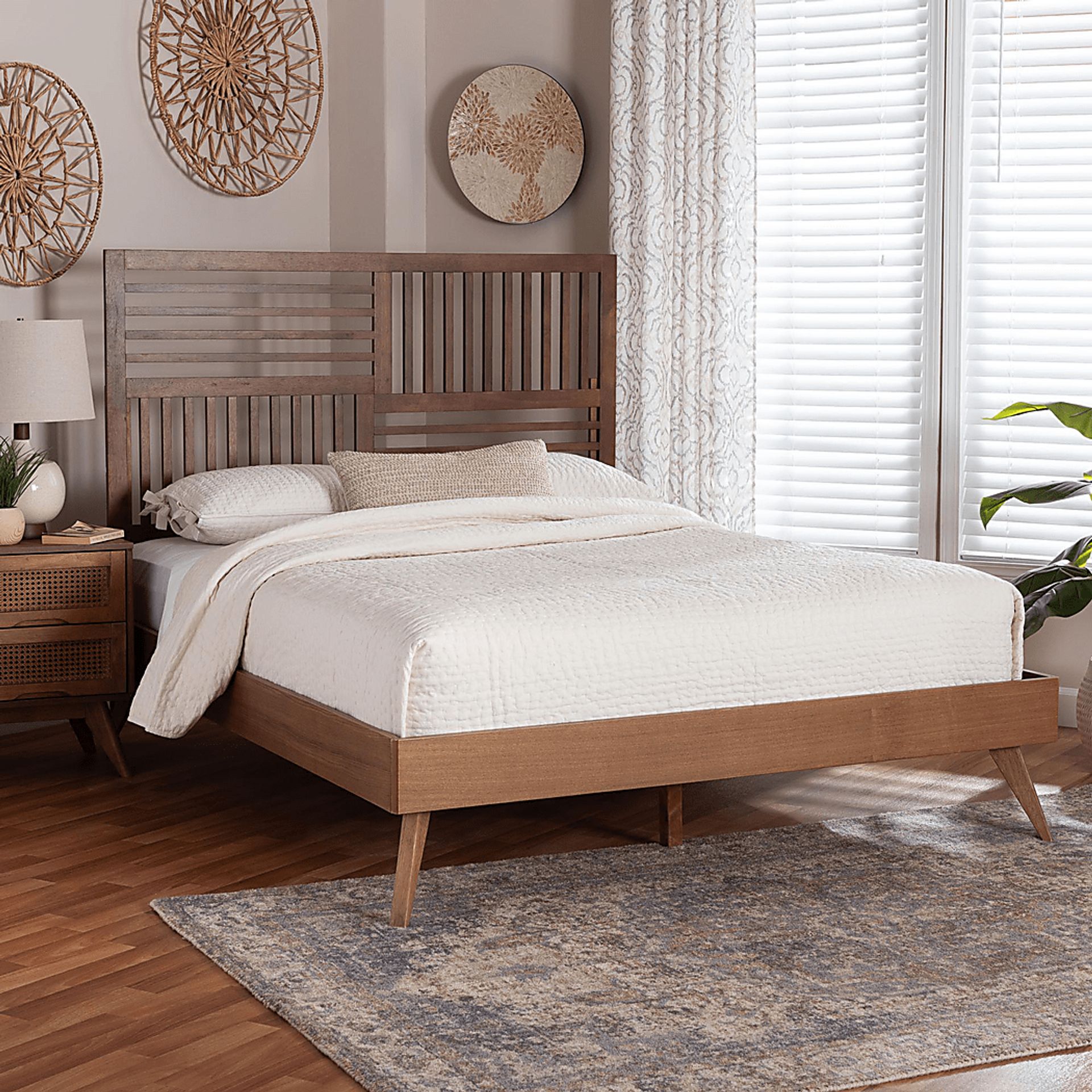 Talora Brown Queen Platform Bed - Image 2