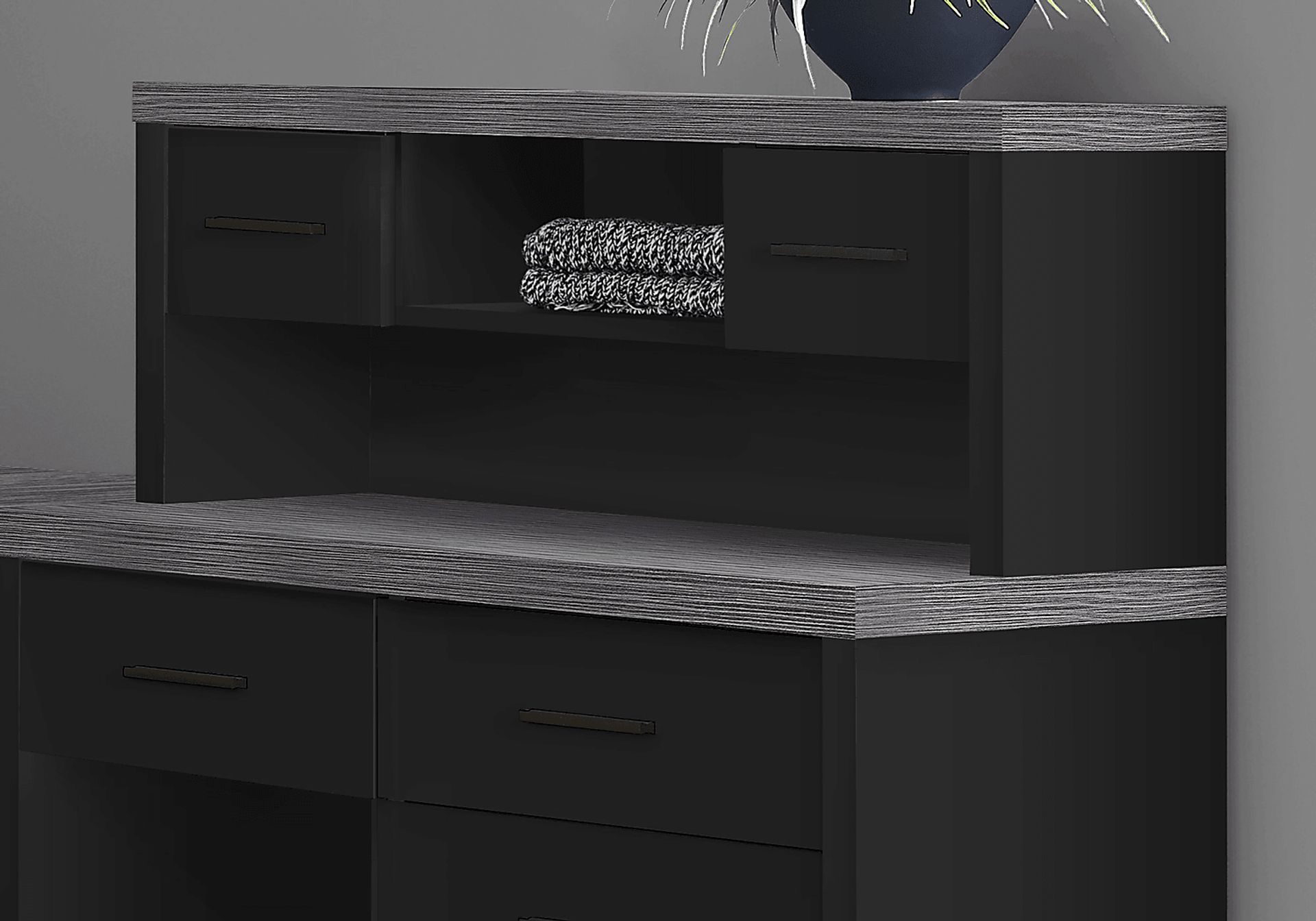 Tambec Black Desk - Image 3
