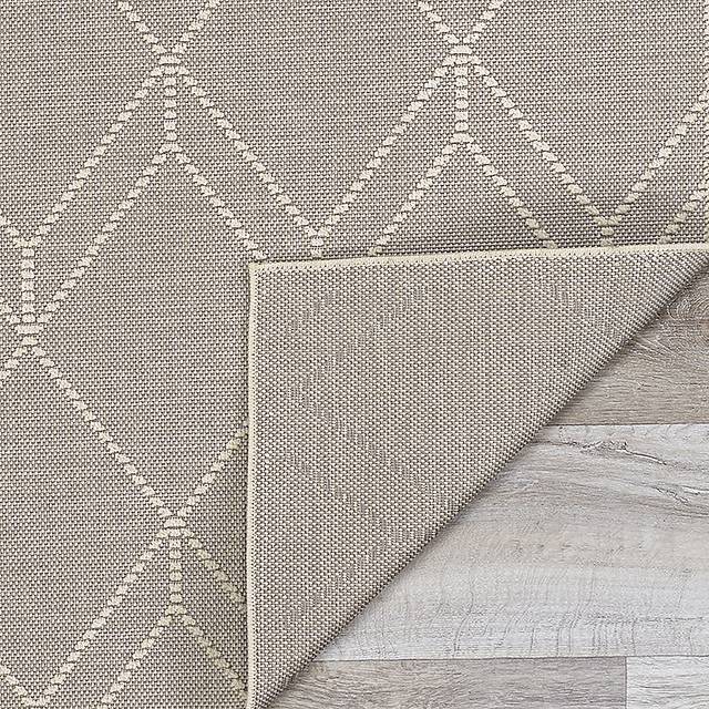 Tamiya Dove Gray 5'3 x 7'6 Indoor/Outdoor Rug - Thumbnail - Image 2