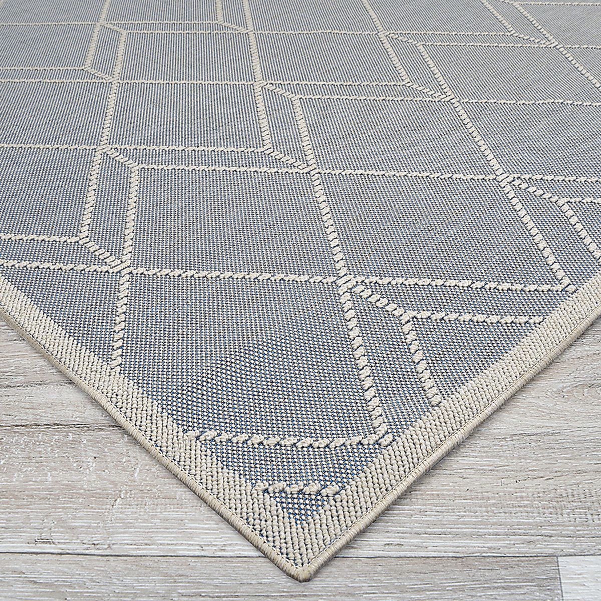 Tamiya Sky Blue Outdoor Rug | Rooms to Go