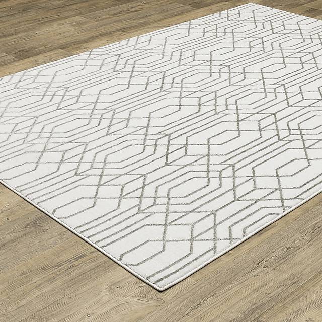 Tamun White 5'3 x 7'6 Rug - Thumbnail - Image 2