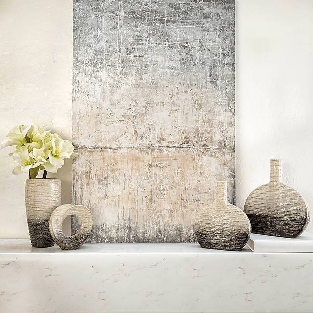 Tarrpon Ivory Vase - Thumbnail - Image 2