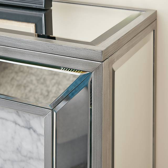 Tarryhollow II Gray 44 in. Console With Electric Log Fireplace - Thumbnail - Image 2