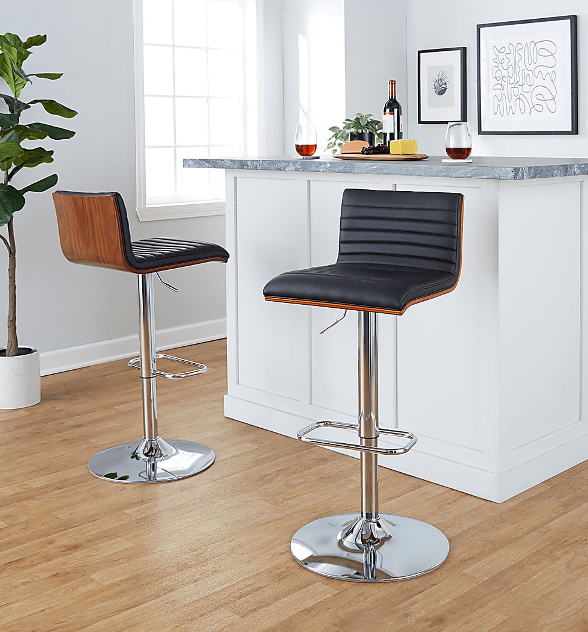 Tatesbrook VIII Black Adjustable Swivel Barstool, Set of 2 - Image 2