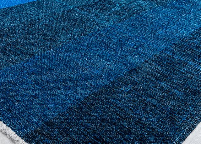 Taveshi Blue 7'10 x 10' Rug - Thumbnail - Image 3