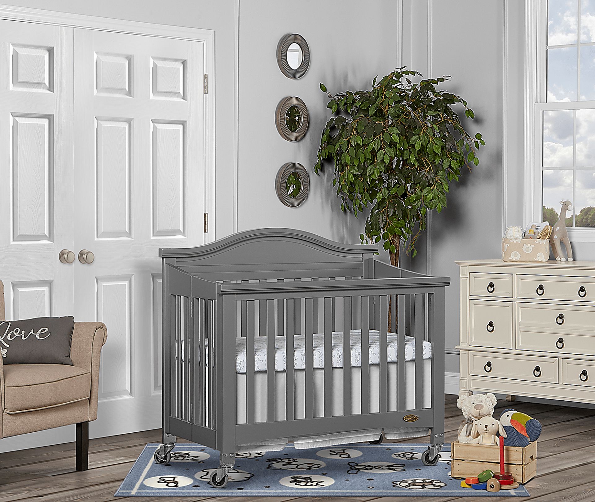 Tavia Gray Mini Folding Portable Crib - Image 9