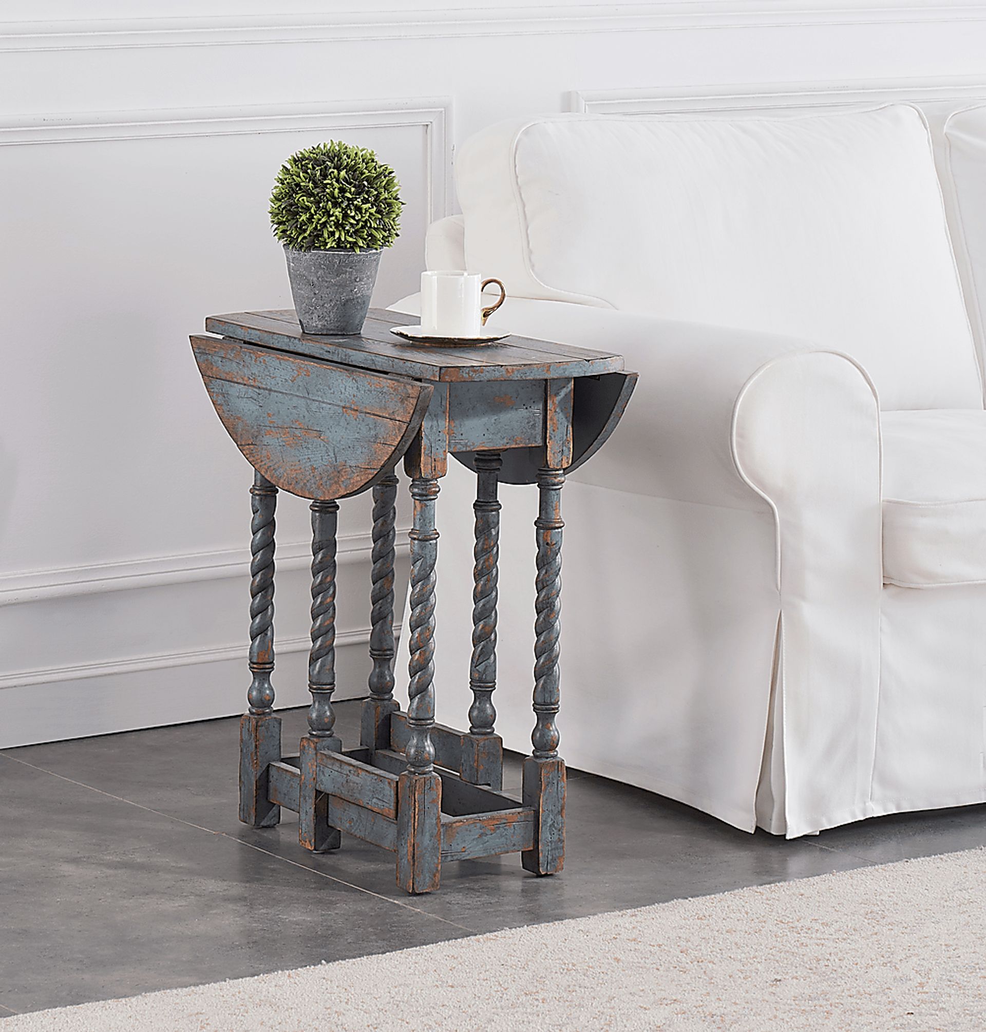 Teawick Blue Accent Table - Image 8