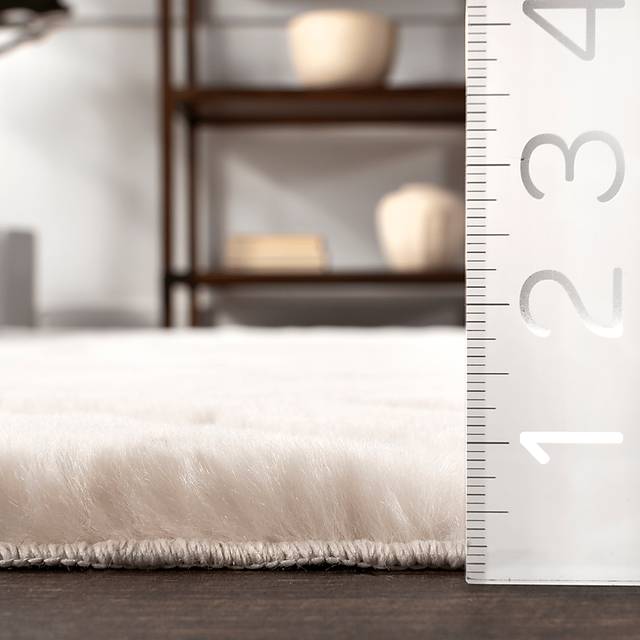 Tello Off White 5' x 8' Rug - Thumbnail - Image 3