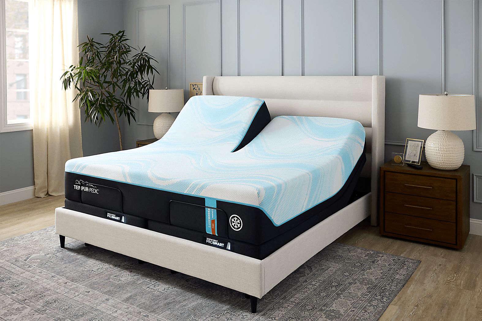 Tempur-Pedic LuxeBreeze Soft Split Head King Mattress - Thumbnail 3