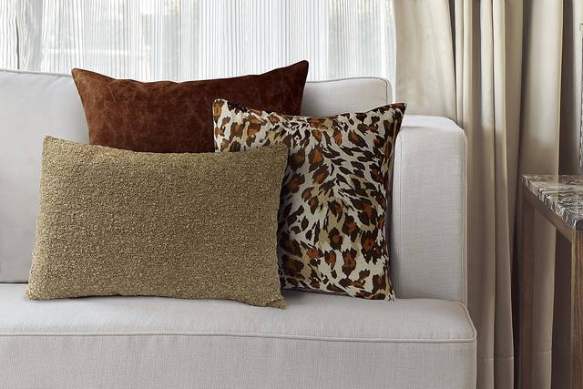 Teralynn Multi 3 Pc Throw Pillow Set - Thumbnail - Image 2