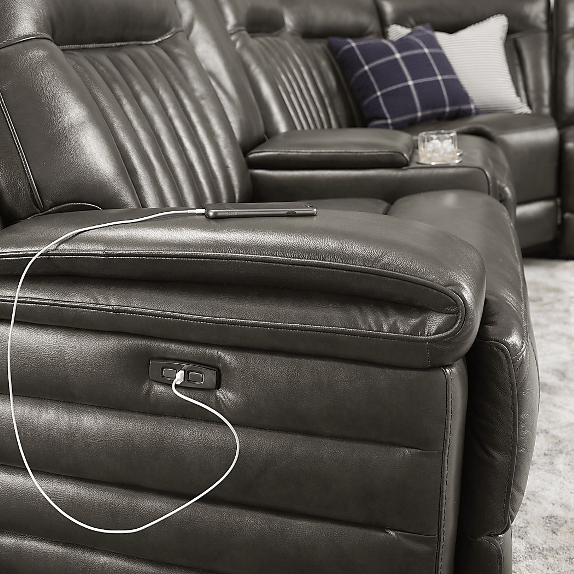 Terenzo Gray Leather 6 Pc Dual Power Reclining Sectional - Image 7