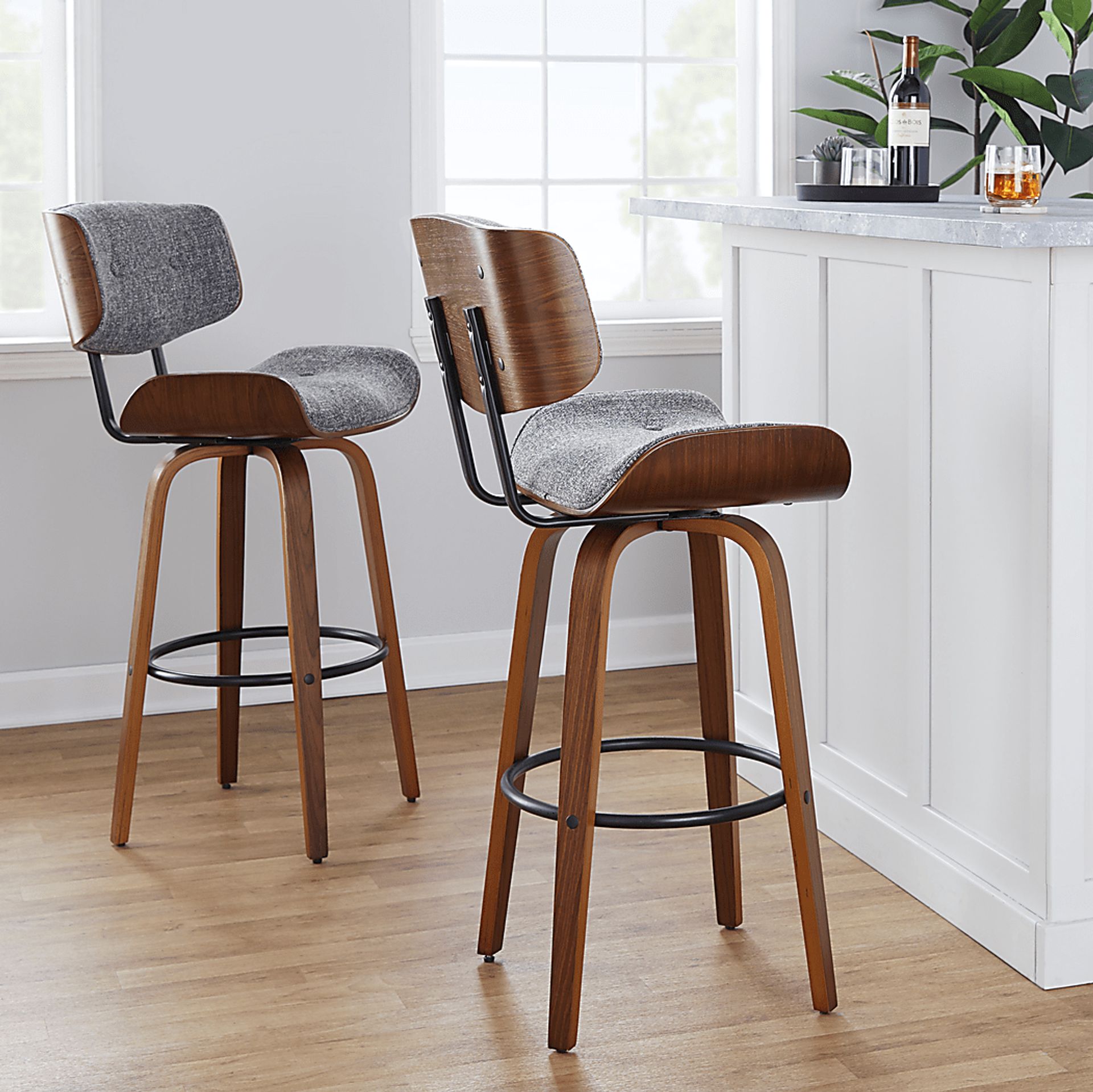 Tesshire II Gray Swivel Barstool, Set of 2 - Image 4