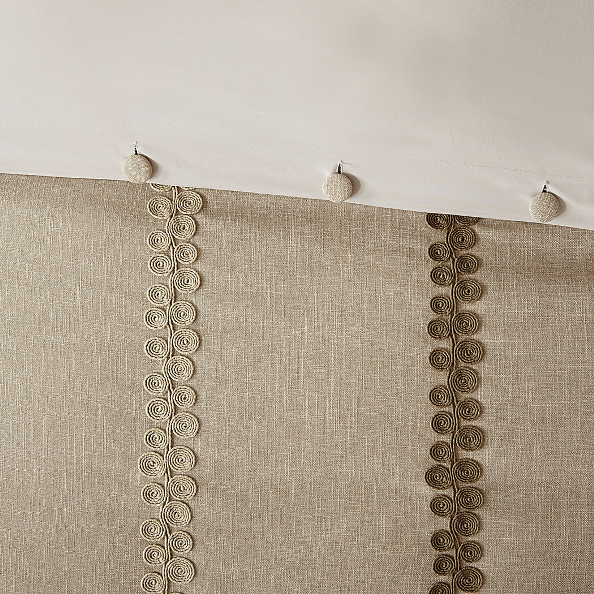 Teyla Linen 9 Pc King Comforter Set - Image 3